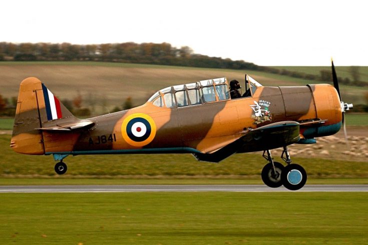 landing 3 - T6 Harvard Aviation T6 Harvard Aviation